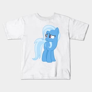 waiting-in-line Trixie 1 Kids T-Shirt